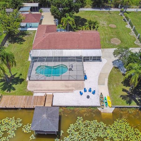 Lake House Westchase Area. Heated Pool Waterfront! Tampa Exterior photo