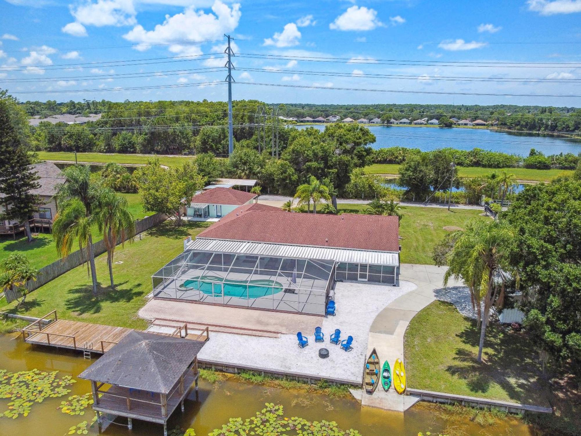 Lake House Westchase Area. Heated Pool Waterfront! Tampa Exterior photo