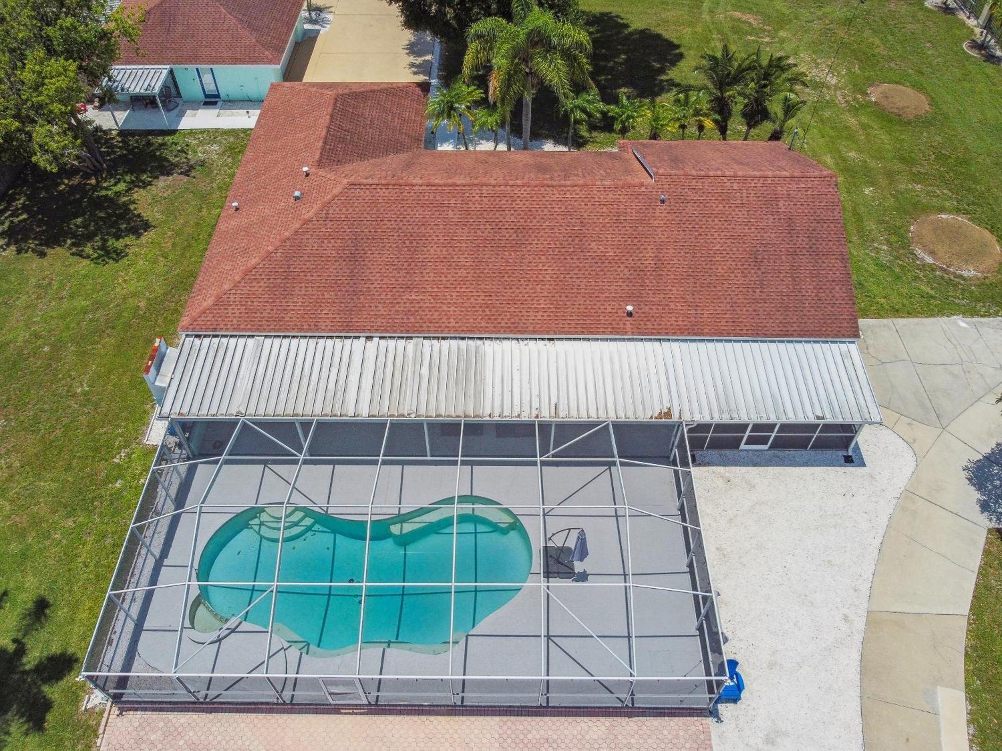 Lake House Westchase Area. Heated Pool Waterfront! Tampa Exterior photo